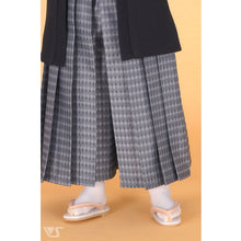 Load image into Gallery viewer, SD Tabi Socks (White)