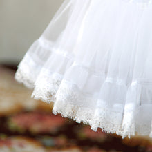 Load image into Gallery viewer, Tulle Bouquet Skirt / Mini