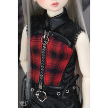 Load image into Gallery viewer, Synthetic Leather Thigh Belt Shorts Set / Mini