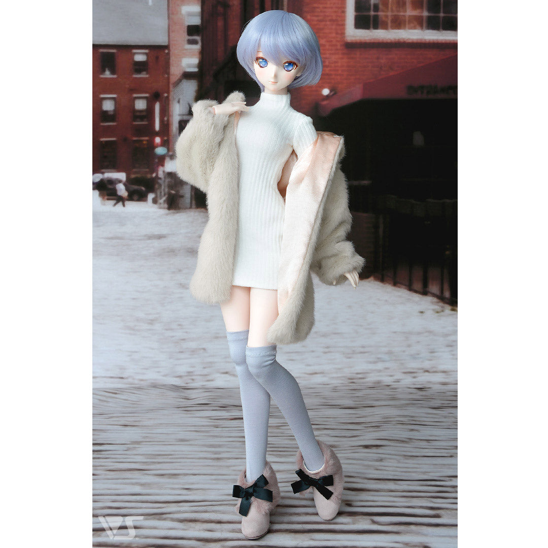 Voluminous Faux fur coat