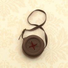 Load image into Gallery viewer, Button Motif Bag