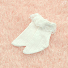 Load image into Gallery viewer, SD Frilled Socks (White)