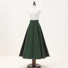 Load image into Gallery viewer, Classical Skirt (Green)[PreOrder]
