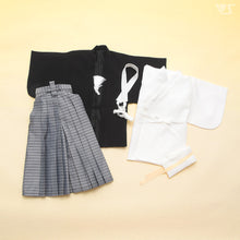 Load image into Gallery viewer, Haori and hakama (jet black)[PreOrder]
