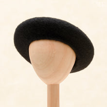 Load image into Gallery viewer, Felt beret (black)[PreOrder]
