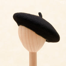 Load image into Gallery viewer, Felt beret (black)[PreOrder]
