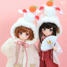 Load image into Gallery viewer, Kagami Mochi Cap &amp; Folding Fan Set [PreOrder]
