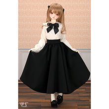 Load image into Gallery viewer, Classical Flare Skirt (Black)[PreOrder]
