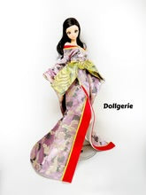 Load image into Gallery viewer, Japanese Uchikake Gown for SmartDoll or DD [Pre-owned]
