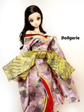 Load image into Gallery viewer, Japanese Uchikake Gown for SmartDoll or DD [Pre-owned]
