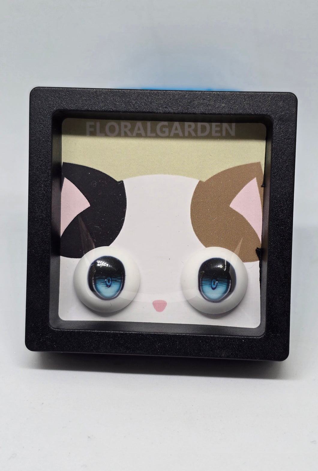 Cat Eyes Blue