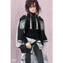 Load image into Gallery viewer, Big silhouette sukajan jacket (black, glittering wings)[PreOrder]
