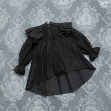 Load image into Gallery viewer, Frilled shoulder blouse (black)[PreOrder]

