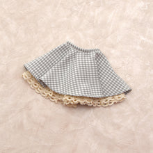 Load image into Gallery viewer, Flared Skirt / Mini (White x Gray Plaid)
