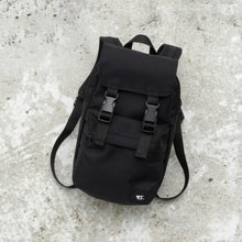 Load image into Gallery viewer, Outdoor Backpack (Black)
